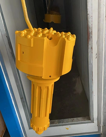 Système de Tubage Concentrique avec Taillant Annulaire